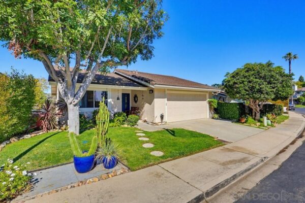 3041 Caminito Arenoso, San Diego, CA 92117