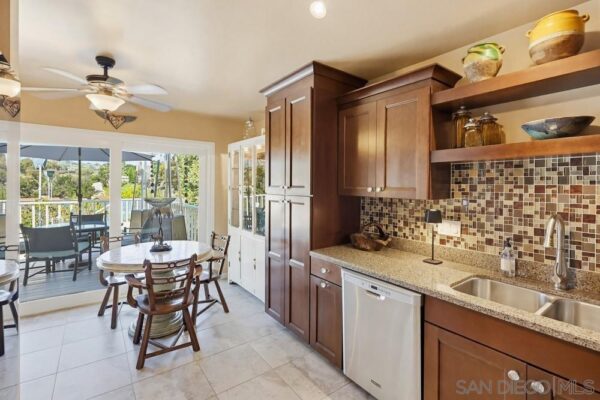3041 Caminito Arenoso, San Diego, CA 92117 photo 12