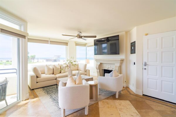 2689 Ocean Front Walk, San Diego, CA 92109 photo 5