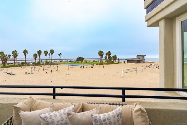 2689 Ocean Front Walk, San Diego, CA 92109 photo 6