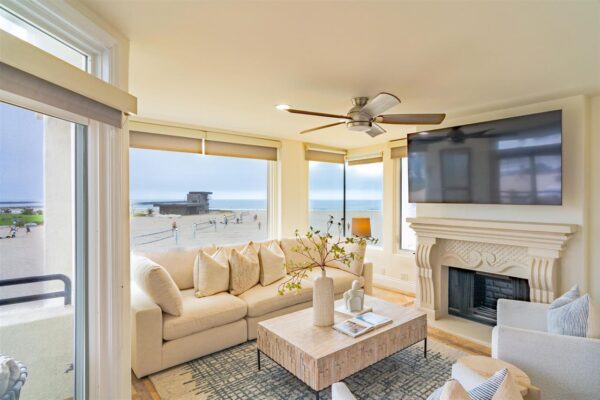 2689 Ocean Front Walk, San Diego, CA 92109 photo 4