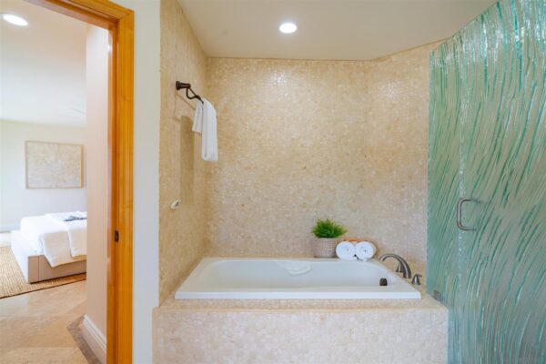 2689 Ocean Front Walk, San Diego, CA 92109 photo 23